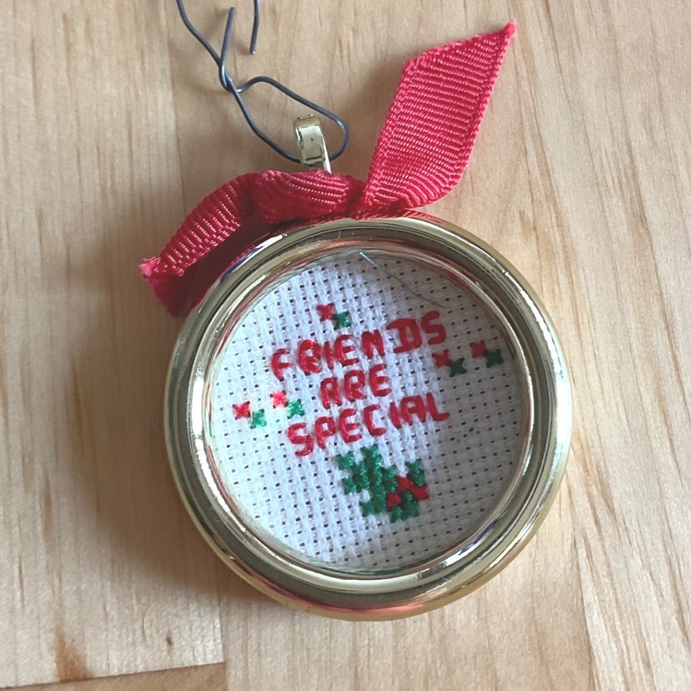 Vintage Friends Are Special Cross Stitch Christmas Ornament Gold Tone Frame 2"